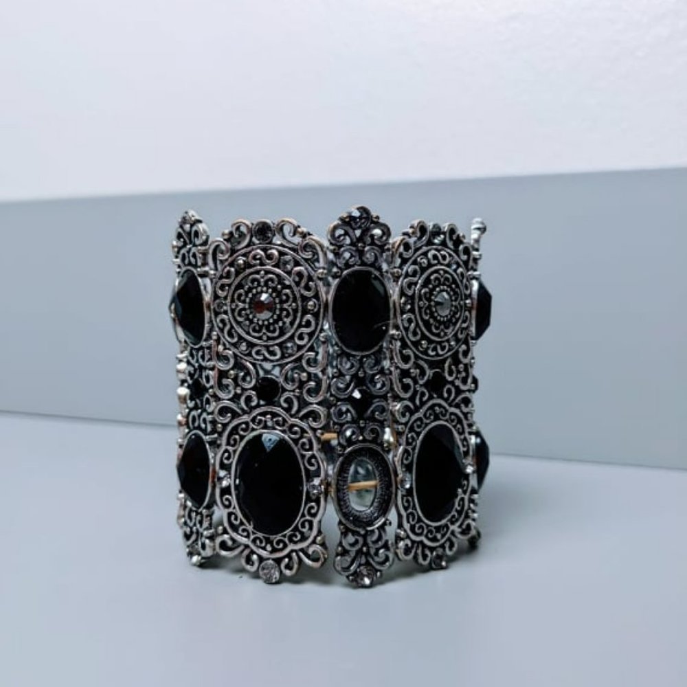 Forever 21 Bold Statement Gemstone Elastic Bracelet
